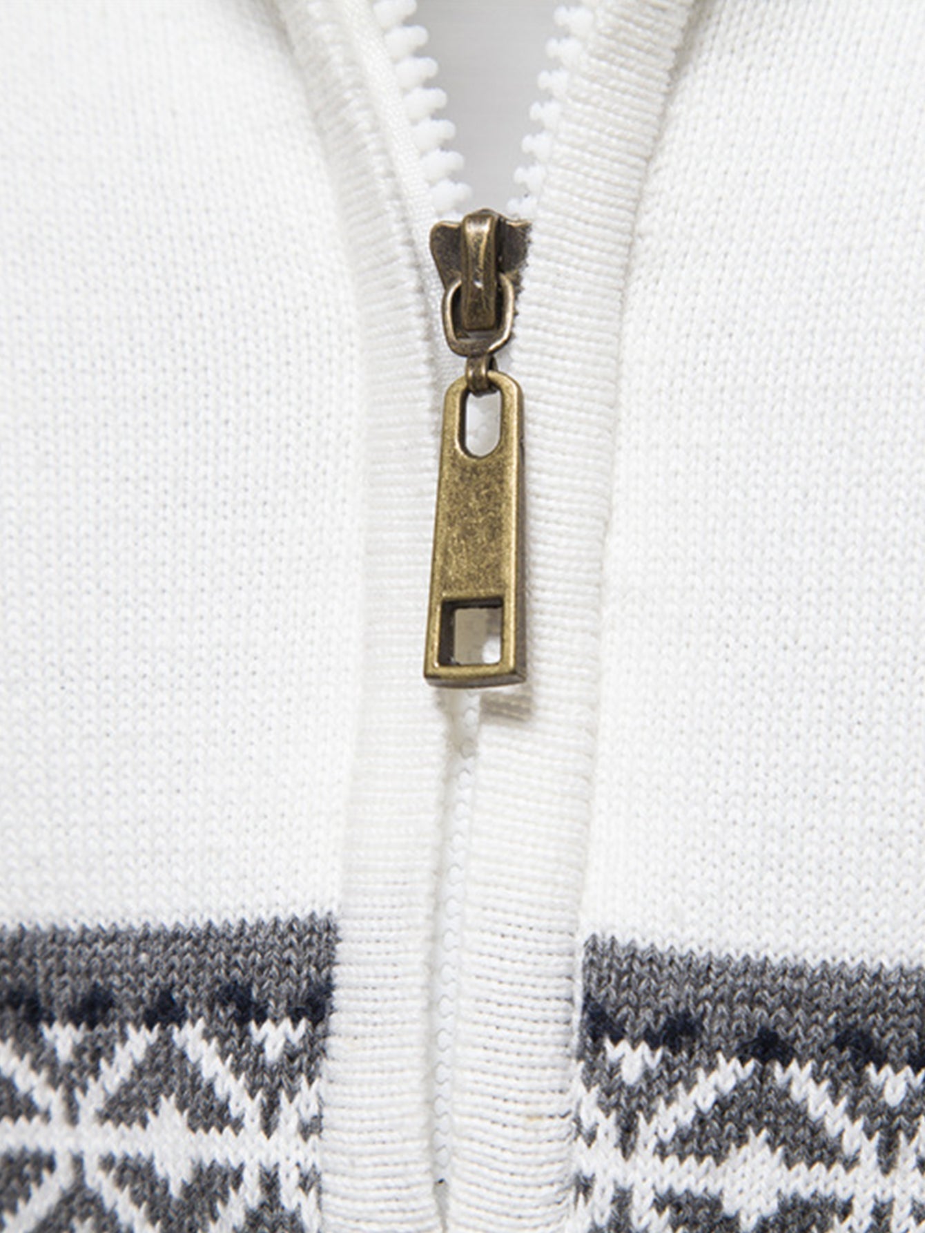 Pull à Zip Quart avec Jacquard Géométrique Contrasté