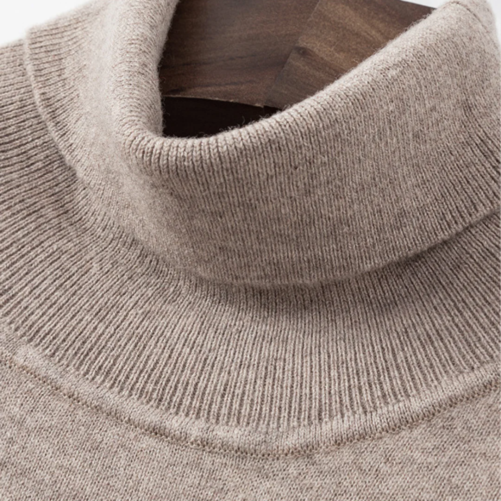 Maglione a collo alto in lana merino Cagliari