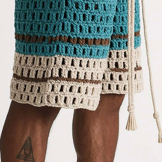 Shorts da spiaggia intrecciati da uomo per le vacanze.