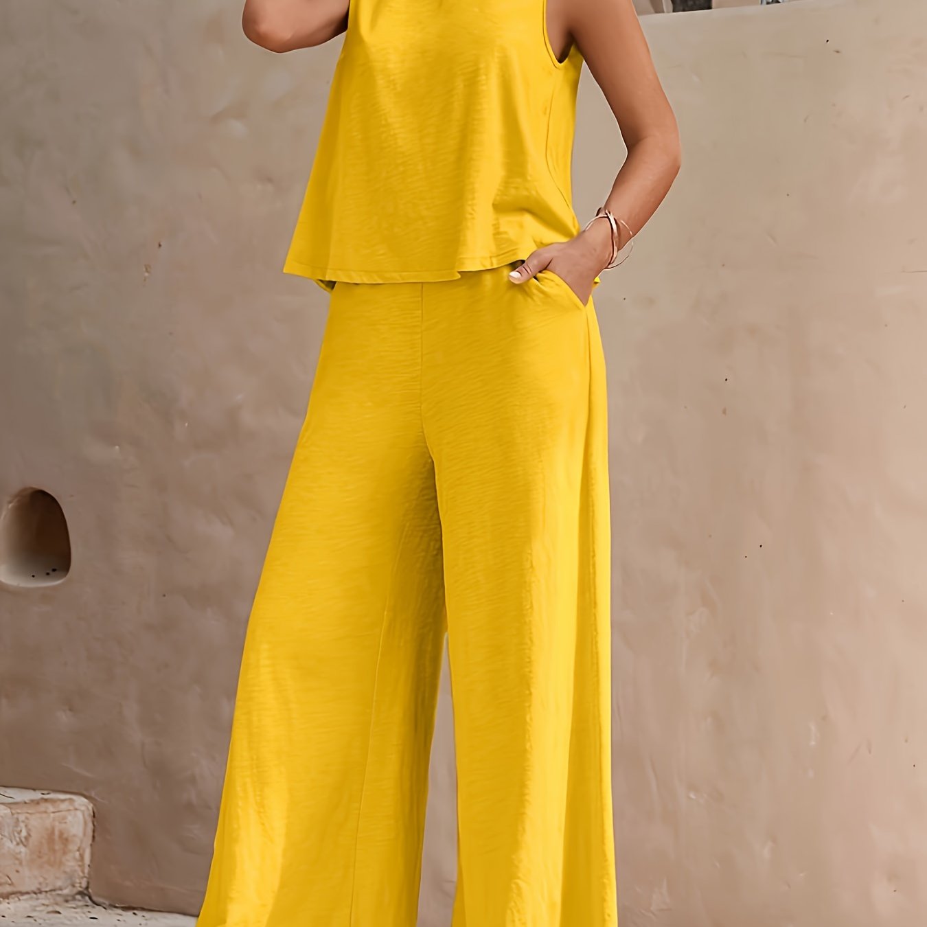 Set Top Senza Maniche Rosso e Pantaloni a Gamba Larga per Donna - Poliestere, Colore Unito, Abbigliamento Casual Primavera/Estate, Blusa Senza Maniche | Abbigliamento Casual | Tessuto in Poliestere